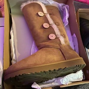 Ugg boots size 12